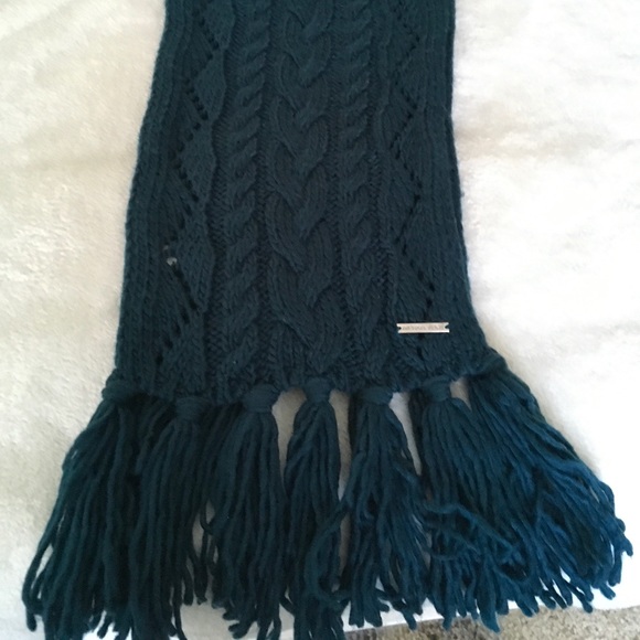 Michael Kors Luxe Teal Cable Knit Tassel Trim Poin - Picture 4 of 7